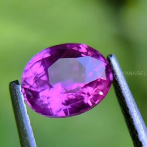 Ceylon Hot Pink Sapphire Oval