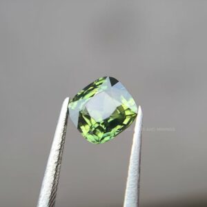 Vivid Color Green Sapphire