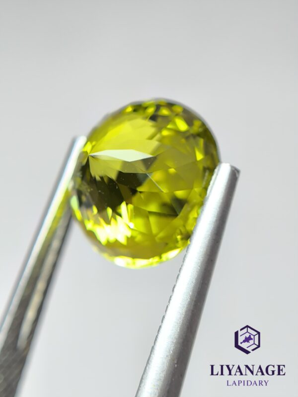 Natural Apple Green Chrysoberyl