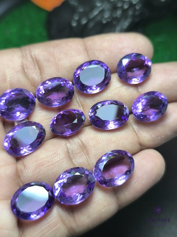 Natural Amethyst Oval Collection
