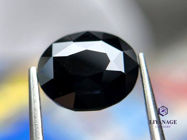 Best Quality Dark Blue Sapphire Kaka Neelam