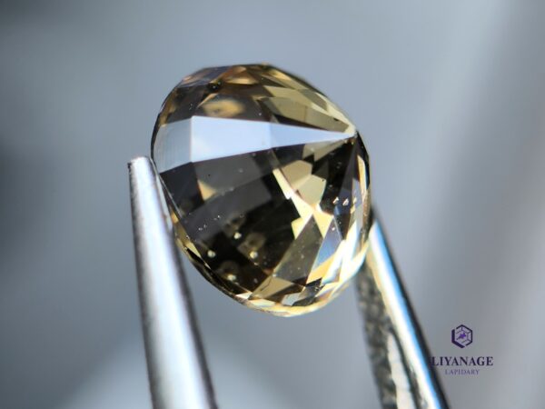 Ceylon Natural Orangish Yellow Sapphire Round - Image 2