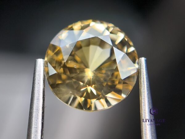 Ceylon Natural Orangish Yellow Sapphire Round - Image 4