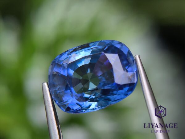 Ceylon blue sapphire - Image 2