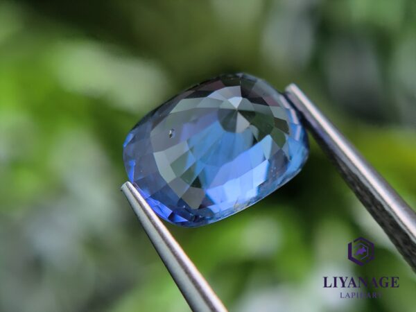 Ceylon blue sapphire - Image 6
