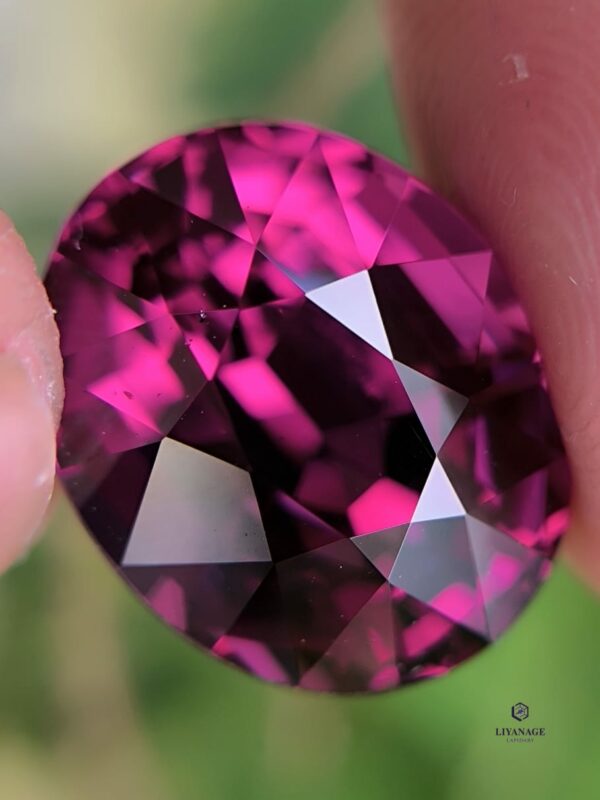 Natural garnet