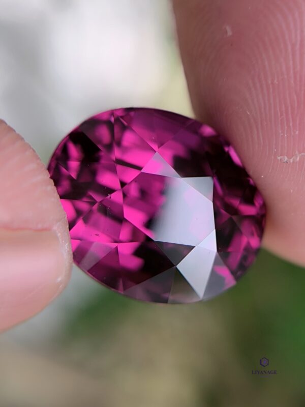 Natural garnet