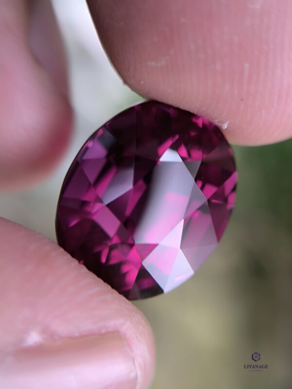 Natural garnet