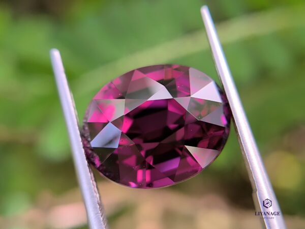 Natural garnet