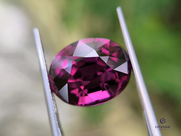 Natural garnet