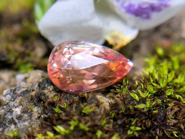 natural Padparadscha sapphire