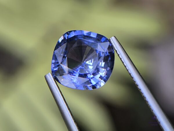 natural blue sapphire