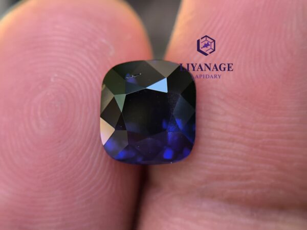 Ceylon Natural Royal Blue Sapphire - Image 6