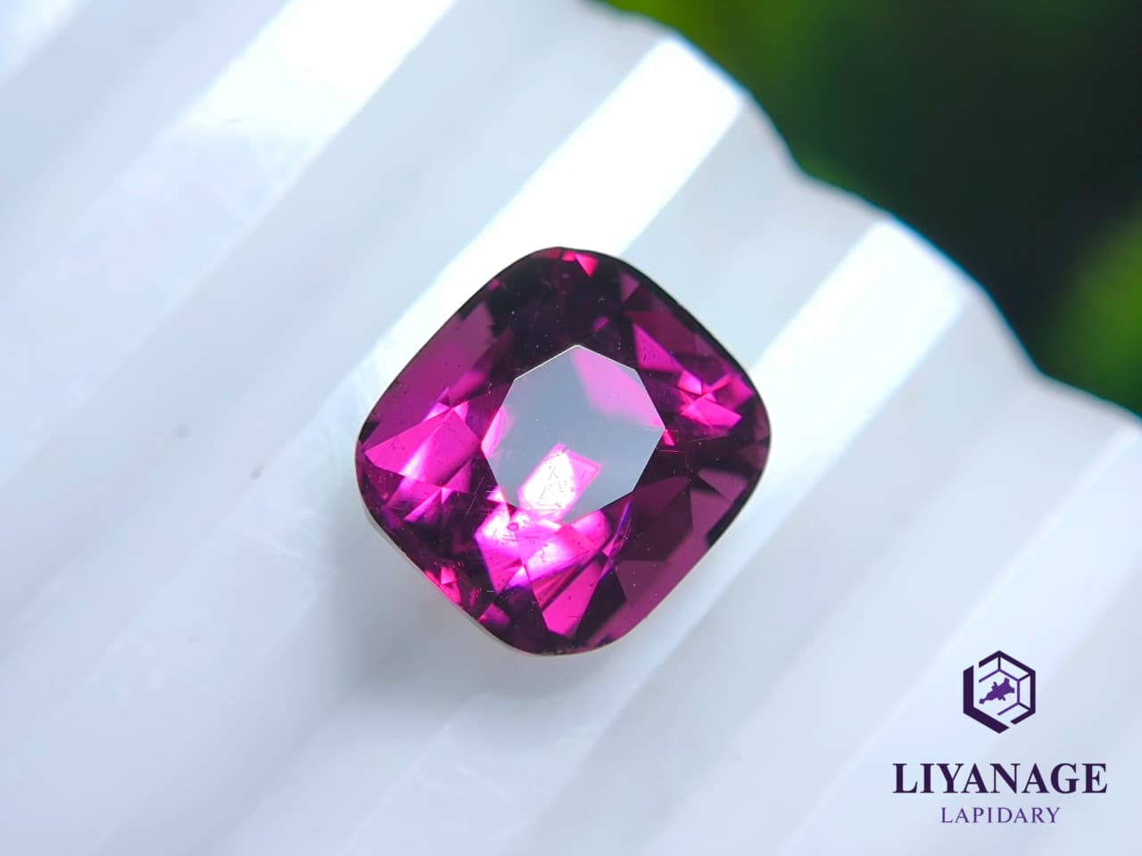 Ceylon Natural Rhodolite Garnet