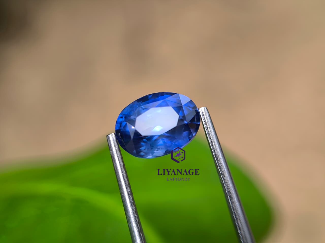 3.58 ct Natural Unheated Ceylon Blue Sapphire Oval Step Cut - Image 10
