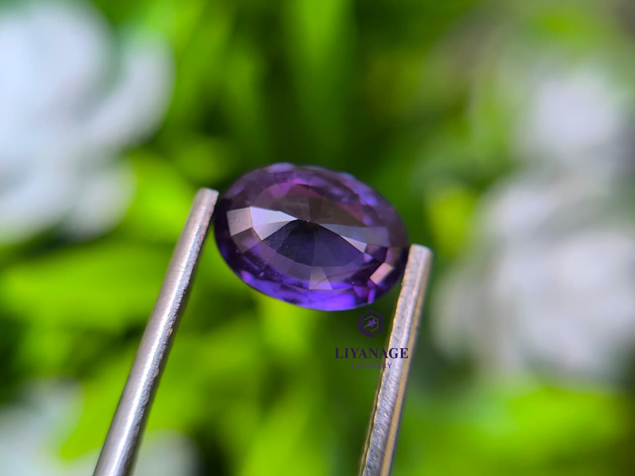 2.07 ct Natural Unheated Ceylon Purple Sapphire Oval Step Cut from Karawita, Sri Lanka - Image 4