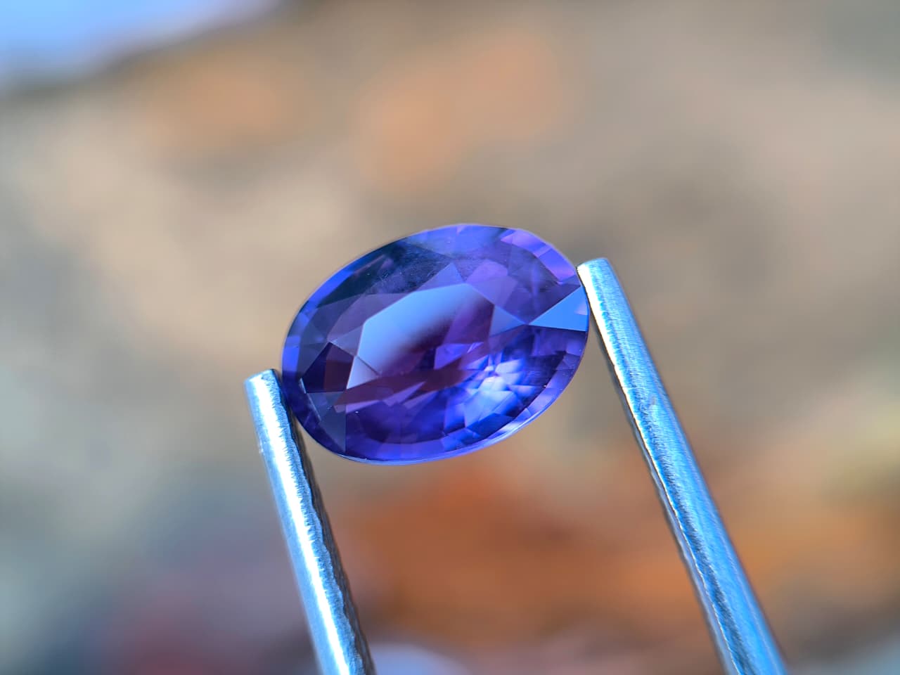 2.07 ct Natural Unheated Ceylon Purple Sapphire Oval Step Cut from Karawita, Sri Lanka - Image 8