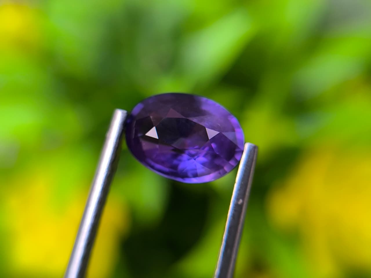 2.07 ct Natural Unheated Ceylon Purple Sapphire Oval Step Cut from Karawita, Sri Lanka - Image 9
