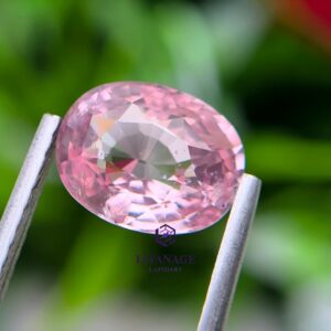 3.05 ct Natural Unheated Madagascar Peachy Pink Sapphire Oval Cut