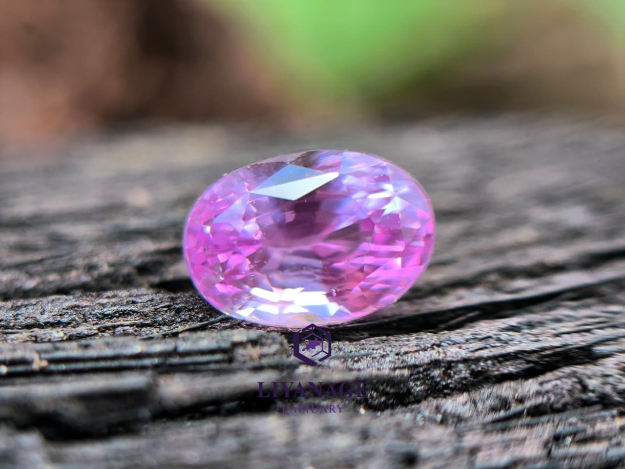 1. 00 ct Heated Ceylon Pink Sapphire Oval Step Cut
