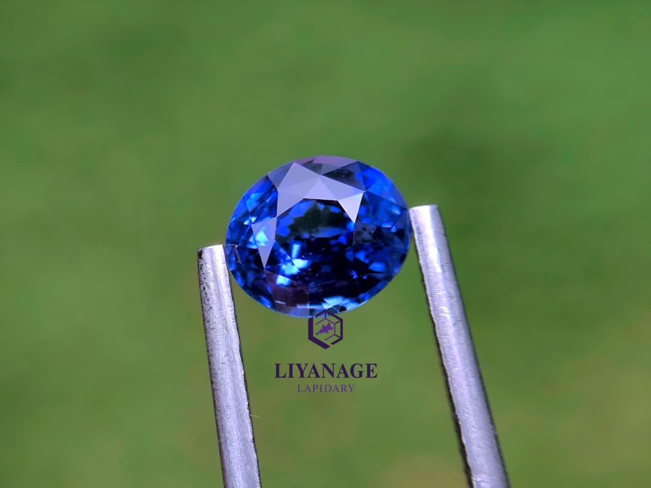 1.18 ct Standard Heated Ceylon Blue Sapphire Oval Step Cut - Image 3