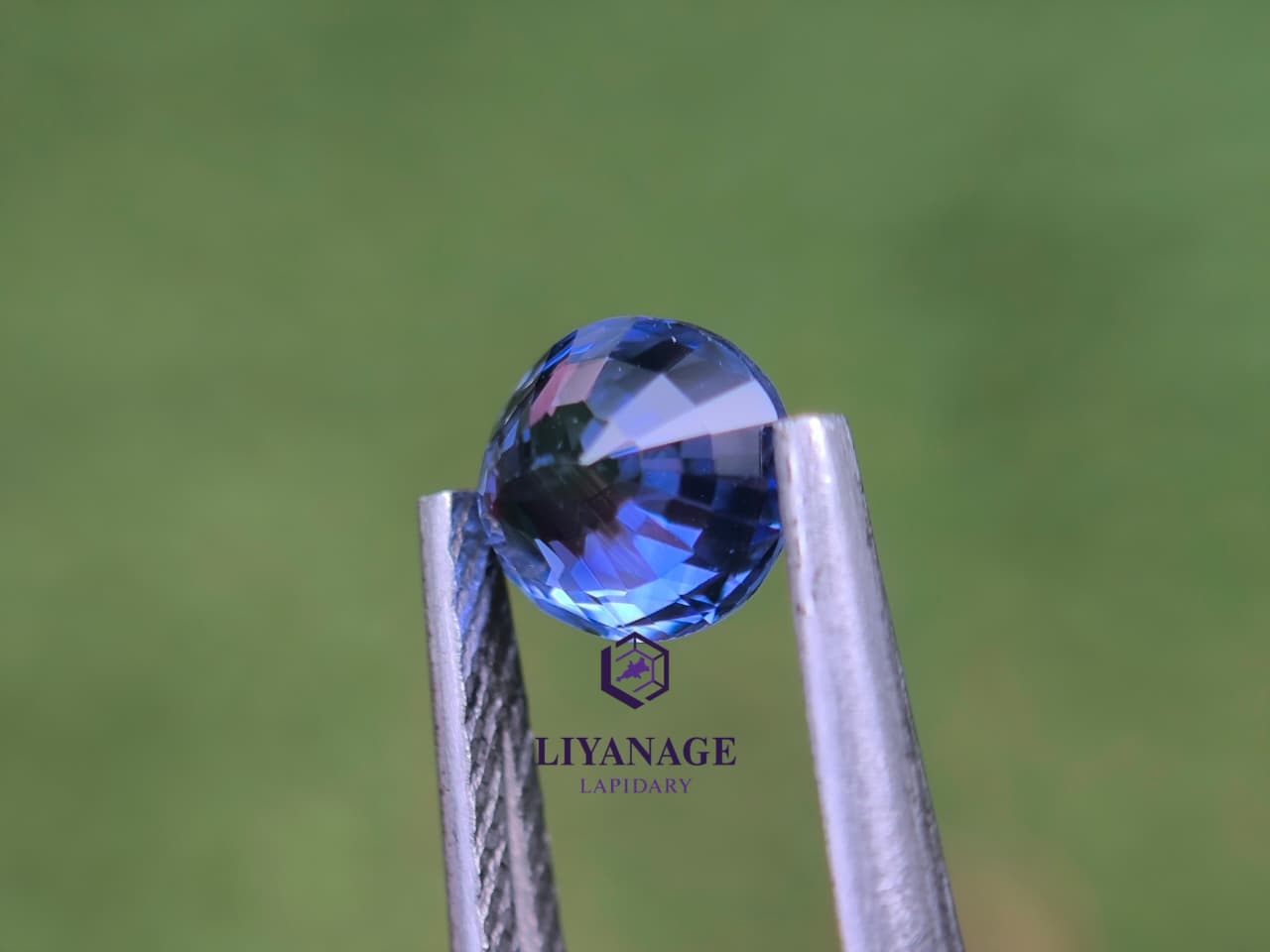 1.18 ct Standard Heated Ceylon Blue Sapphire Oval Step Cut - Image 4
