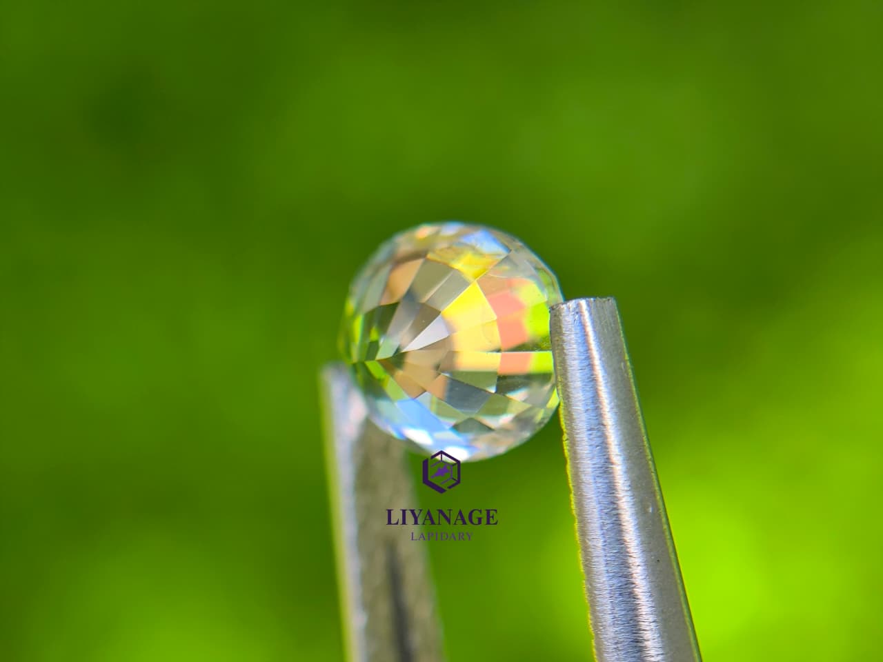 1.14 ct Natural Ceylon White Sapphire