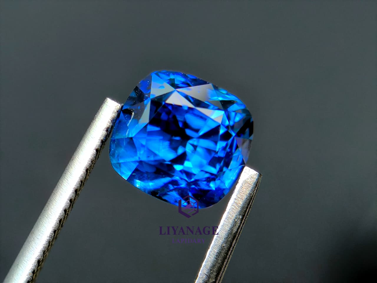 2.67 ct Standard Heated Ceylon Blue Sapphire Cushion Step Mixed Cut - Image 4